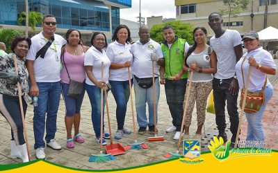 JORNADA DE ASEO EN EL BULEVAR