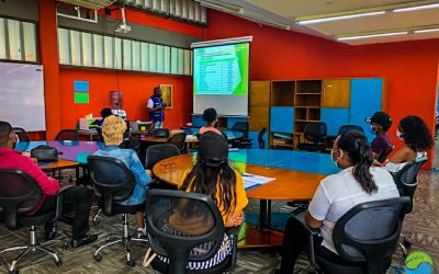 28 actores de la comunidad estudiantil de la Univalle recibieron capacitación ambiental – Los capacitados se forman como gestores ambientales del Distrito – Estas acciones corresponden a los Procesos Ambientales Universitarios